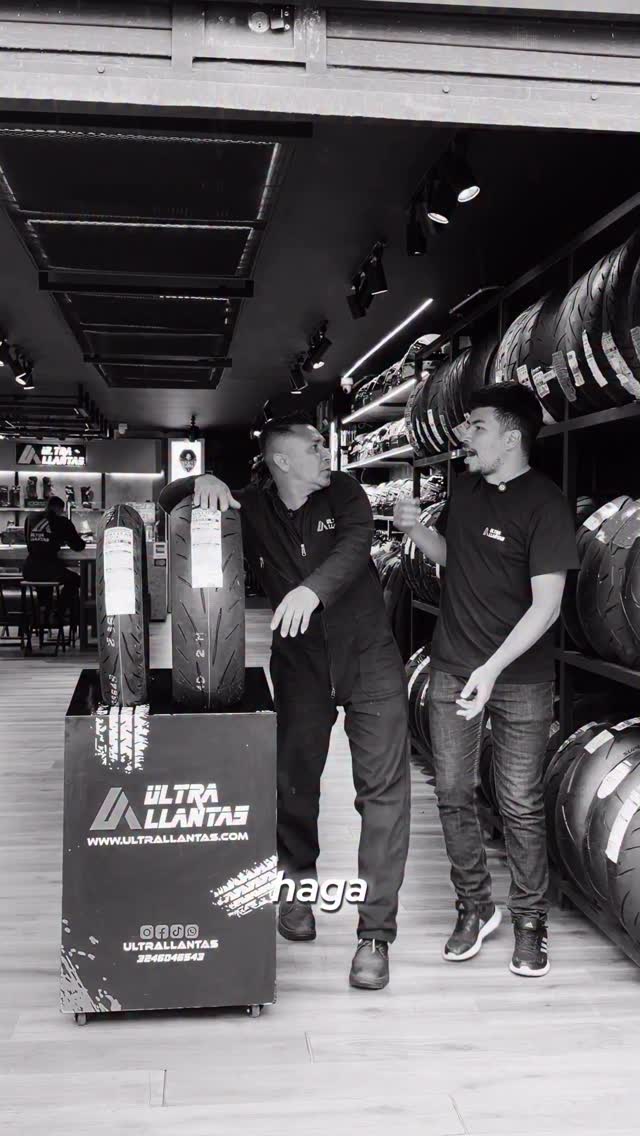 Por lo menos si les dijo que tenemos 10% de descuento esta semana en Bridgestone, ¿o no? 🤣

Los esperamos para que esta semana se equipen, cambien esas llantas viejas, y cuiden su moto, y de paso, se den un gustico. 😅

#viral #moto #fyp #bridgestone #reel